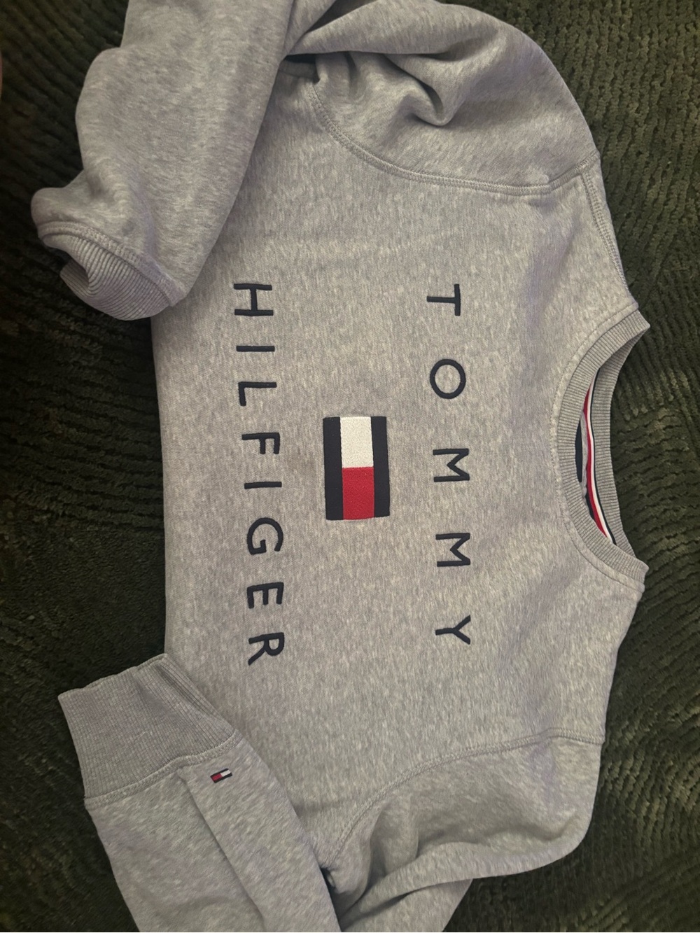 Tommy Hilfiger Grey Logo Crewneck Sweatshirt with Flag Accent